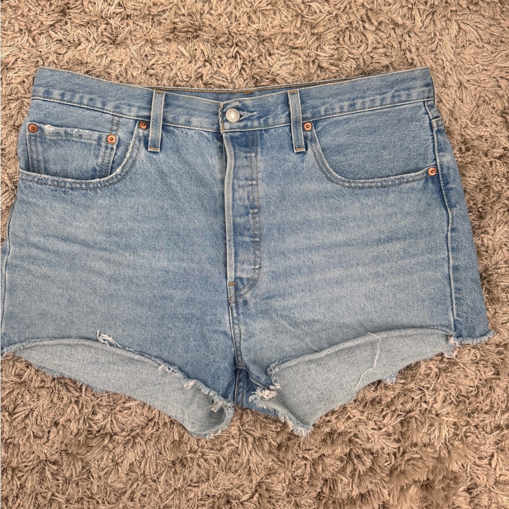 Levi’s 501 shorts